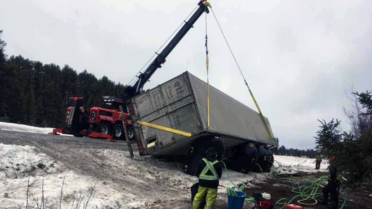 Semi Truck Rollover Recovery